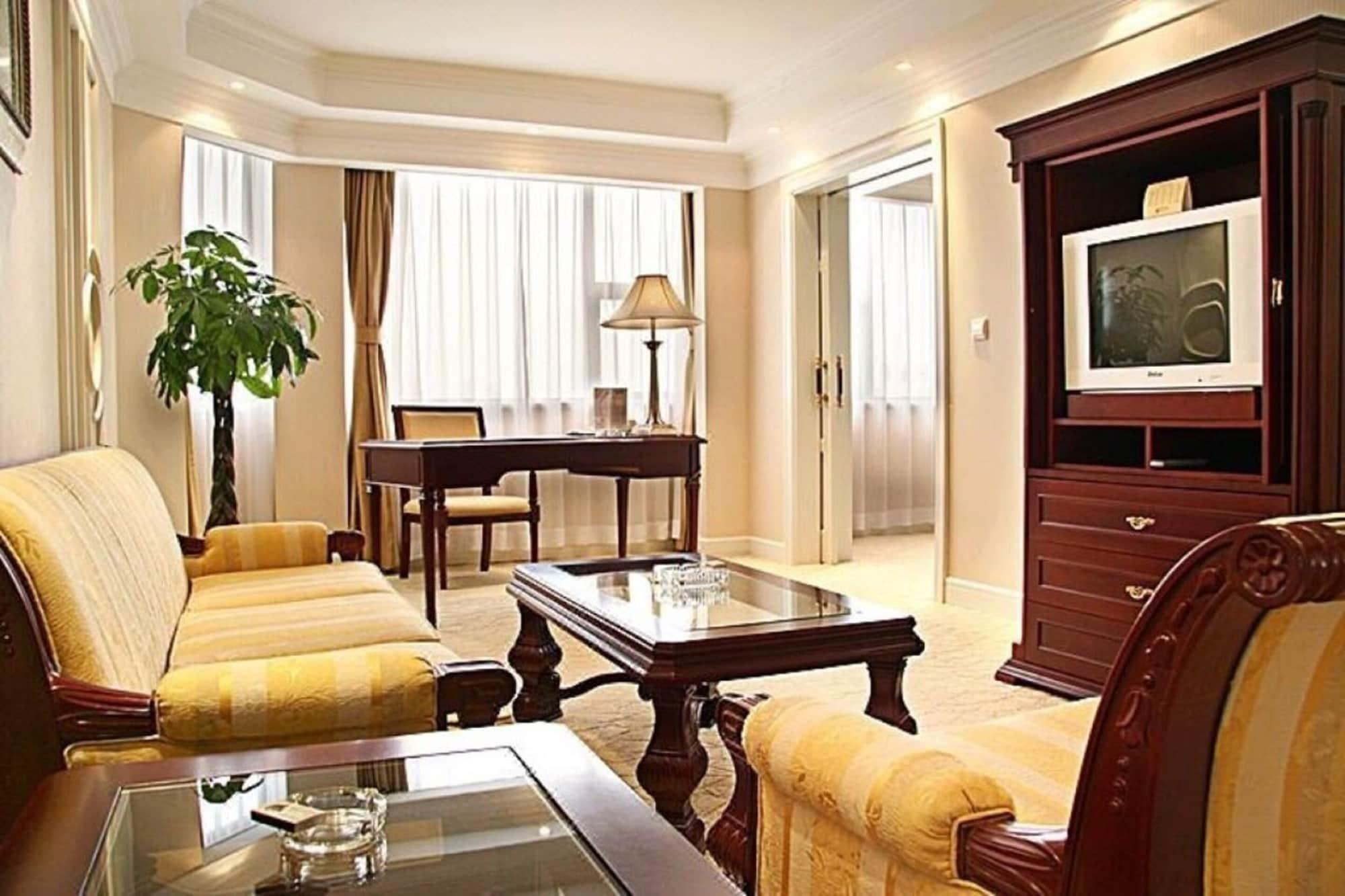 Beijing Poly Plaza Hotel Exterior photo